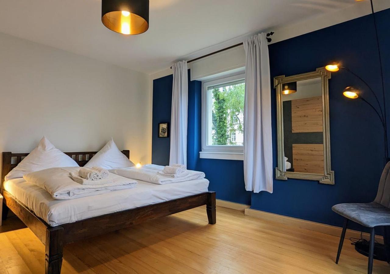 65Qm Altbaucharme Mit Zwei Balkonen Karlsruhe Exterior foto